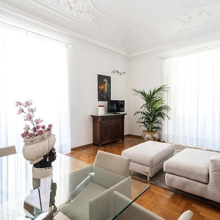 Casa Vacanze Il Duomo Catânia Exterior foto